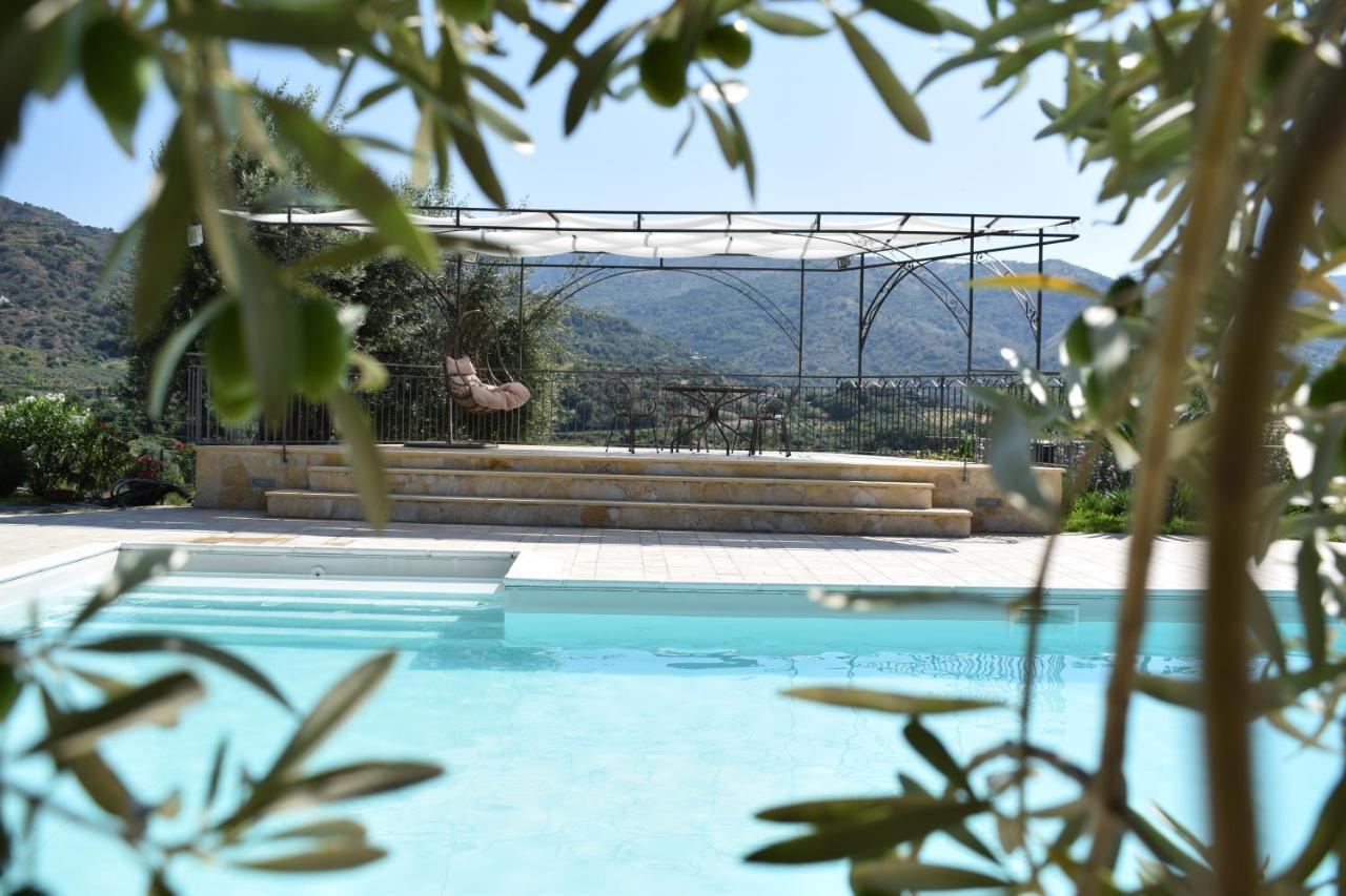 Taormina Villa Ibiscus Alcantara Gaggi Exterior foto